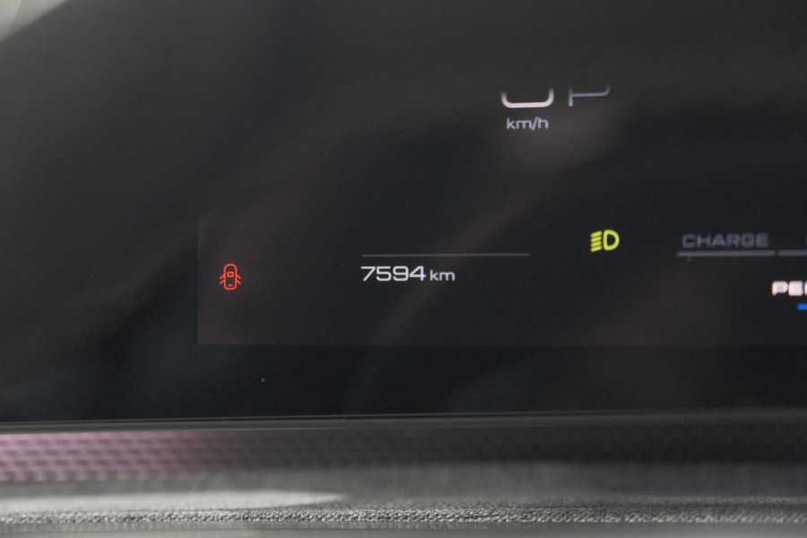 Peugeot 3008 1.2 Hybrid 145 GT | Adaptieve Cruise Control | Camera | Elektrische Kofferklep | Apple Carplay