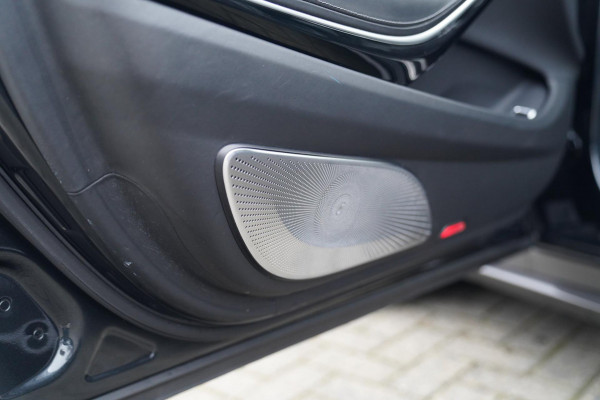 Mercedes-Benz S-Klasse AMG 63 4Matic+ Lang Premium Plus | Burmester 3D | Panorama | Massage stoelen | Stoelkoeling | Carbon |