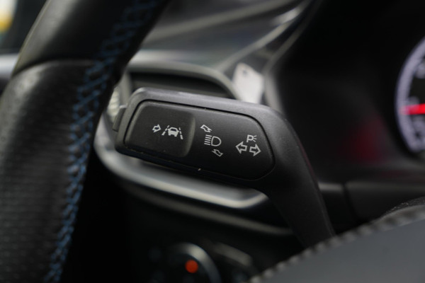 Ford Fiesta 1.5 EcoBoost ST-3 Panoramadak Cruise Recaro LED Keyless