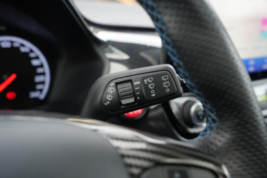 Ford Fiesta 1.5 EcoBoost ST-3 Panoramadak Cruise Recaro LED Keyless