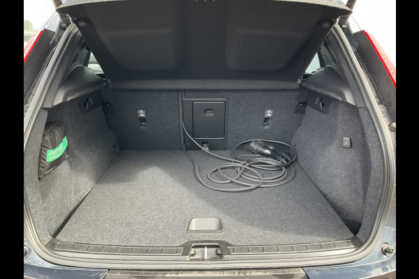 Volvo XC40 1.5 T5 262pk Recharge PHEV Business Elek.Trekhaak Carplay Stoel/Stuurverw Voll.Onderhouden!