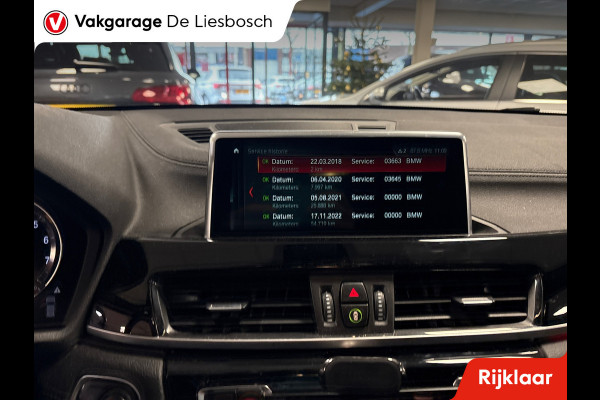 BMW X2 SDrive20i High Executive / M-pakket / leer / navi / camera / head up / stoelverw