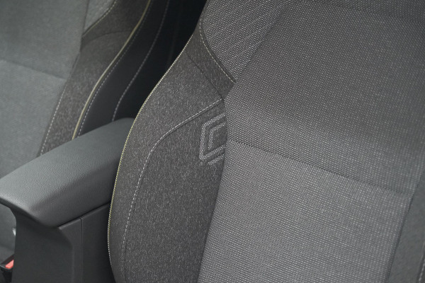 Renault Captur 1.8 E-Tech Full Hybrid 160 Techno | Camera | Winterpakket | Adaptieve Cruise Control | Apple Carplay