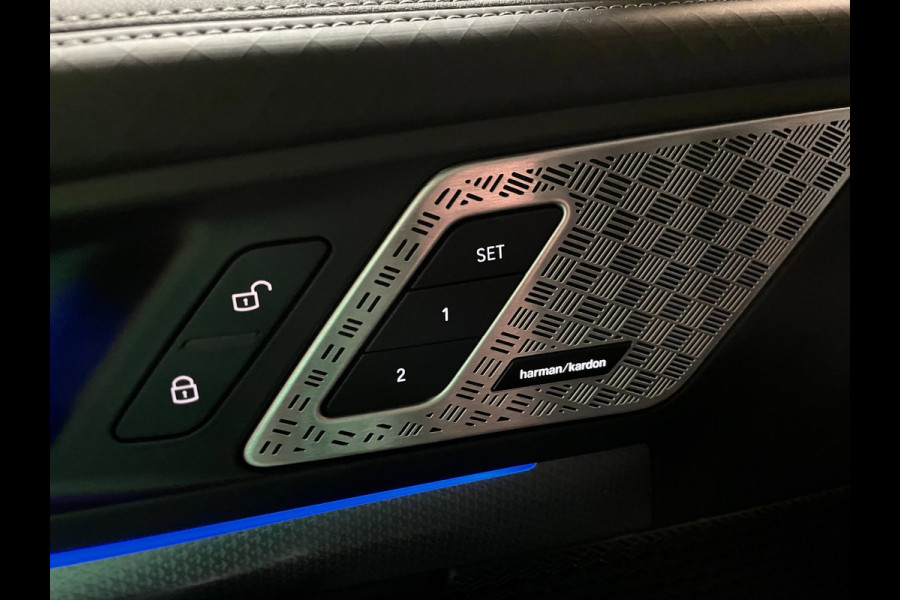 BMW X2 SDrive20i M-Sport Launch Edition NAP MASSAGE PANO GARANTIE EL.TREKHAAK