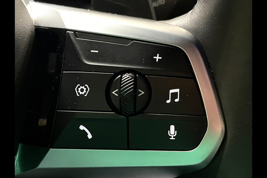 BMW X2 SDrive20i M-Sport Launch Edition NAP MASSAGE PANO GARANTIE EL.TREKHAAK