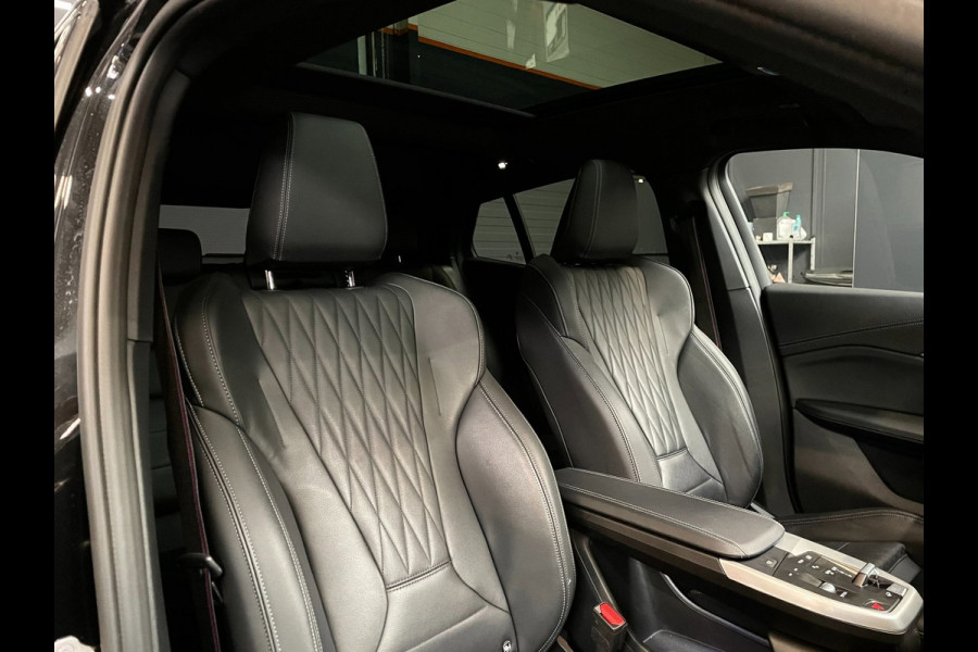 BMW X2 SDrive20i M-Sport Launch Edition NAP MASSAGE PANO GARANTIE EL.TREKHAAK