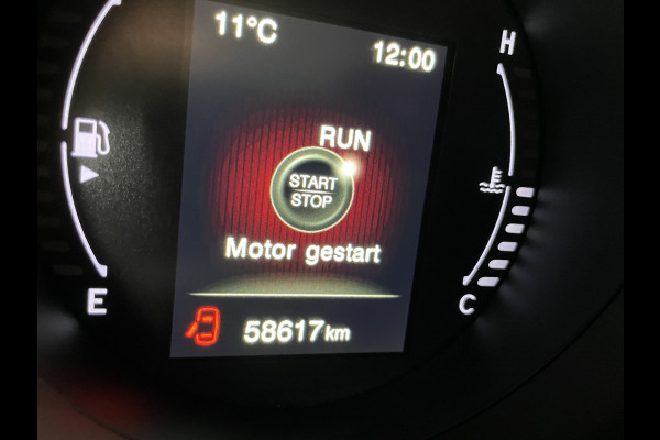 Fiat 500X 1.4 Turbo MultiAir Mirror Achteruitrijcamera - Navigatie - Apple carplay - Airco - Cruise control - Parkeersensor achter - Radio - Dakrails - Bluetooth - Elektrische ramen - Licht metalen velgen 17 inch - Start/ stop systeem - Stuur leder - Stuur multifunctioneel - Door ons nieuw geleverd - Altijd door ons onderhouden