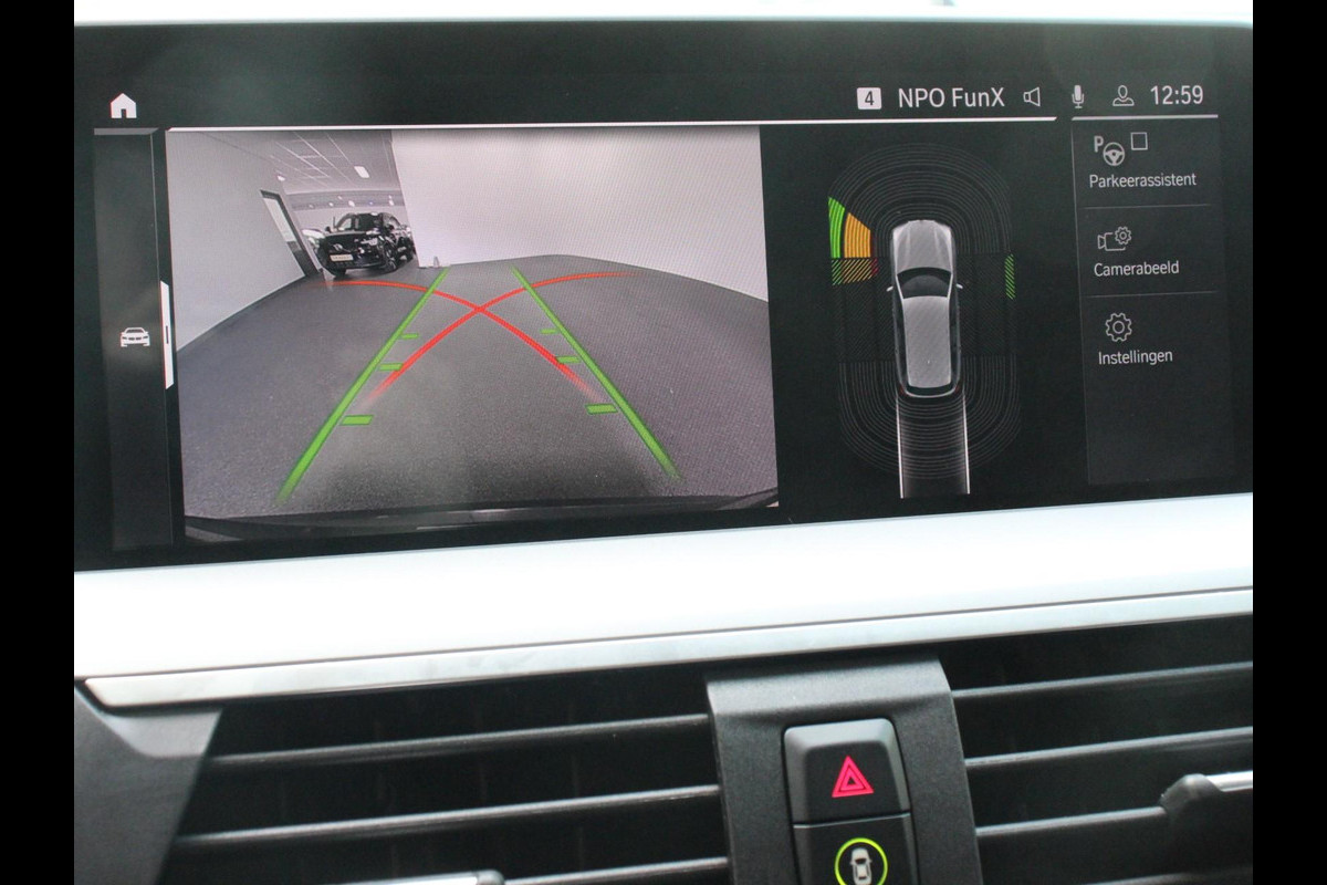 BMW X3 xDrive30e Plug in Hybride Advantage Automaat | Navigatie | Climate Control | Adaptive Cruise Control | Head up display | Led | Dab | Parkeer sensoren V+A | Stoelverwarming | Camera