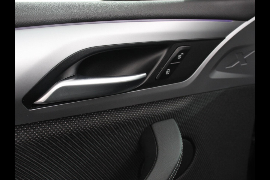 BMW X3 xDrive30e Plug in Hybride Advantage Automaat | Navigatie | Climate Control | Adaptive Cruise Control | Head up display | Led | Dab | Parkeer sensoren V+A | Stoelverwarming | Camera