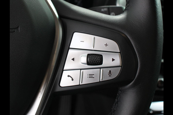 BMW X3 xDrive30e Plug in Hybride Advantage Automaat | Navigatie | Climate Control | Adaptive Cruise Control | Head up display | Led | Dab | Parkeer sensoren V+A | Stoelverwarming | Camera