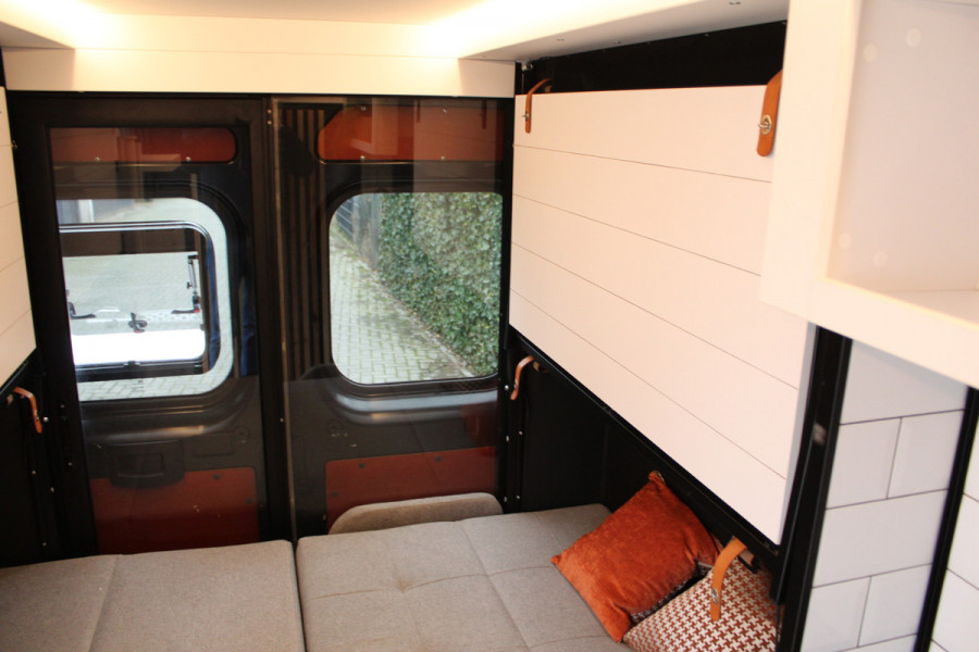 Fiat Ducato 30 2.3 MultiJet 120PK Euro6 L2H2 Buscamper - VanCubic Premium - Nieuwe camper inrichting!