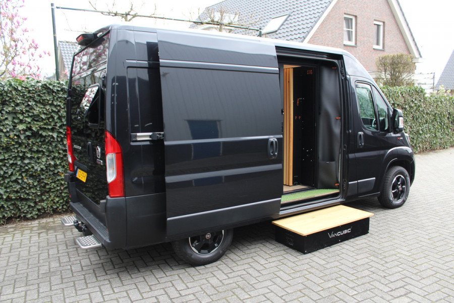 Fiat Ducato 30 2.3 MultiJet 120PK Euro6 L2H2 Buscamper - VanCubic Premium - Nieuwe camper inrichting!