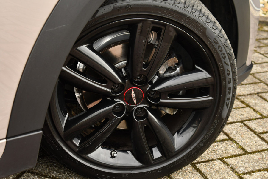 MINI Mini 1.5 Cooper John Cooper Works Pano Carplay Black-pack Adp-demping