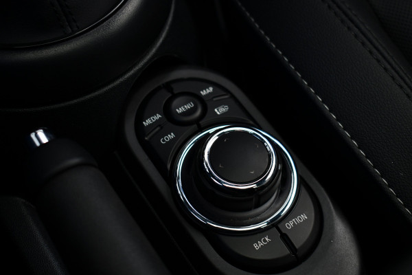 MINI Mini 1.5 Cooper John Cooper Works Pano Carplay Black-pack Adp-demping