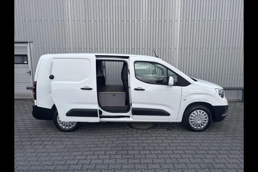 Opel Combo 1.5D L2H1*NAV*CRUISE*HAAK*A/C*INRICHTING*2xSCHUIF*