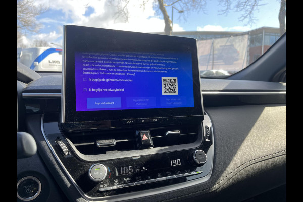 Toyota Corolla Cross 2.0 High Power Hybrid First Edition | Apple Carplay/Android Auto | voorstoelen verwarmd | Elektrische kofferbak | BSM