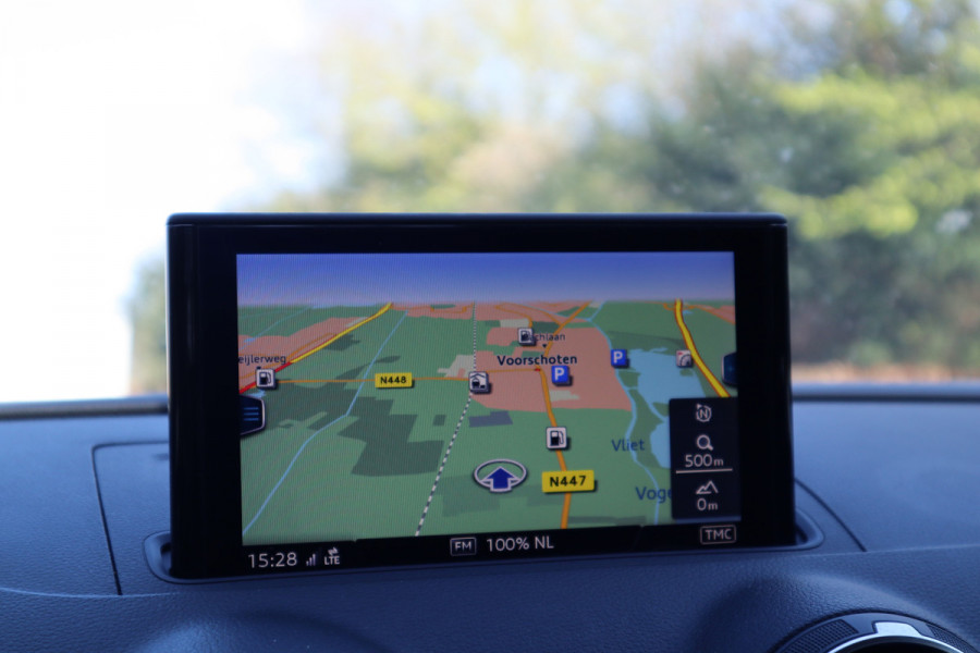 Audi A3 Limousine 30 TFSI Pro Line | Navi | Cruise control | DAB |