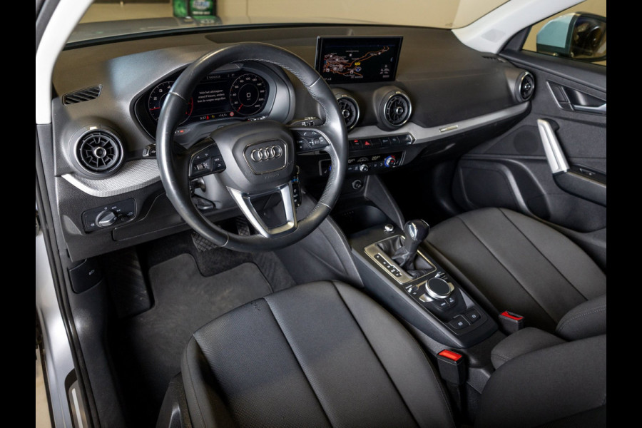 Audi Q2 35 TFSI Advanced edition / 150pk / Stoelverwarming / Adaptieve cruise control / Elektrische achterklep /