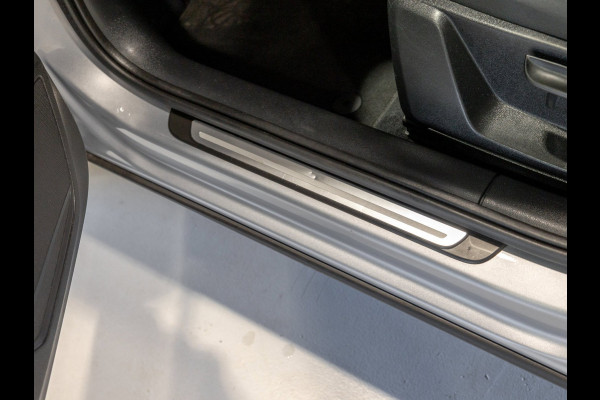 Audi Q2 35 TFSI Advanced edition / 150pk / Stoelverwarming / Adaptieve cruise control / Elektrische achterklep /