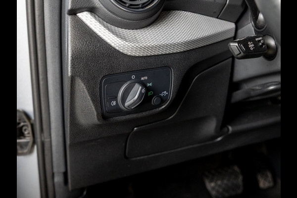 Audi Q2 35 TFSI Advanced edition / 150pk / Stoelverwarming / Adaptieve cruise control / Elektrische achterklep /