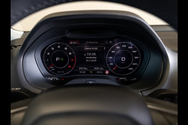 Audi Q2 35 TFSI Advanced edition / 150pk / Stoelverwarming / Adaptieve cruise control / Elektrische achterklep /