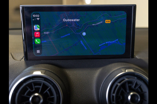 Audi Q2 35 TFSI Advanced edition / 150pk / Stoelverwarming / Adaptieve cruise control / Elektrische achterklep /