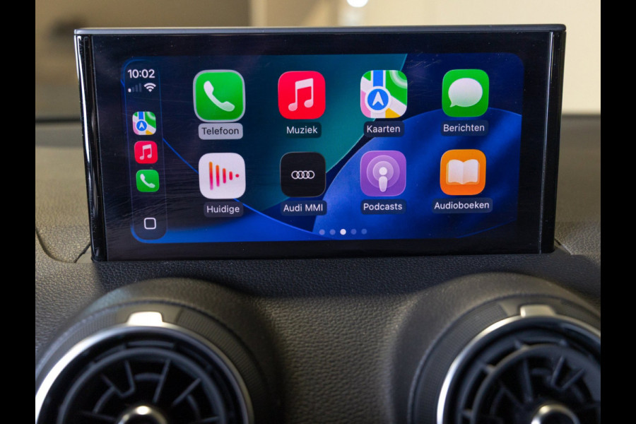 Audi Q2 35 TFSI Advanced edition / 150pk / Stoelverwarming / Adaptieve cruise control / Elektrische achterklep /