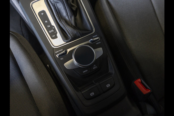 Audi Q2 35 TFSI Advanced edition / 150pk / Stoelverwarming / Adaptieve cruise control / Elektrische achterklep /