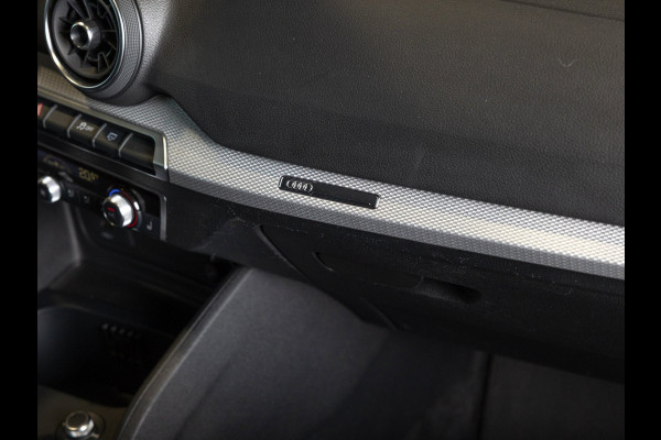 Audi Q2 35 TFSI Advanced edition / 150pk / Stoelverwarming / Adaptieve cruise control / Elektrische achterklep /