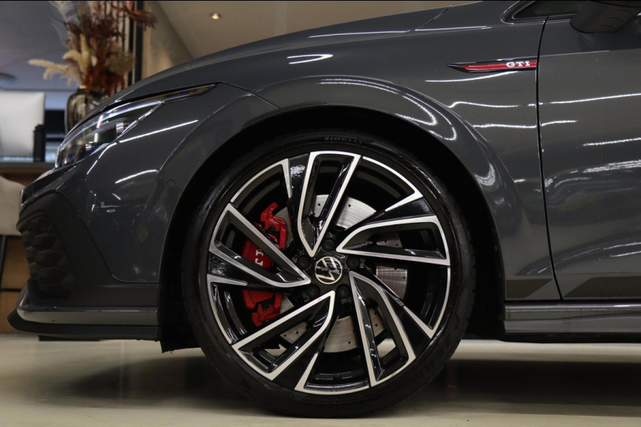 Volkswagen Golf 2.0 TSI GTI CLUBSPORT /PANO/CARPLAY/ACC/BLINDSPOT/SFEER/VOL