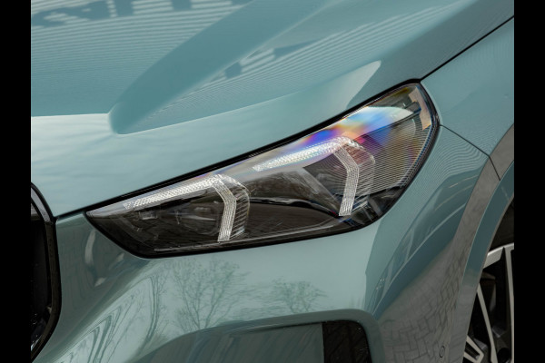 BMW X1 sDrive18i M-Sport Pro - Pano - Memoryzetel - Trekhaak - ACC - Head-Up - Harman Kardon