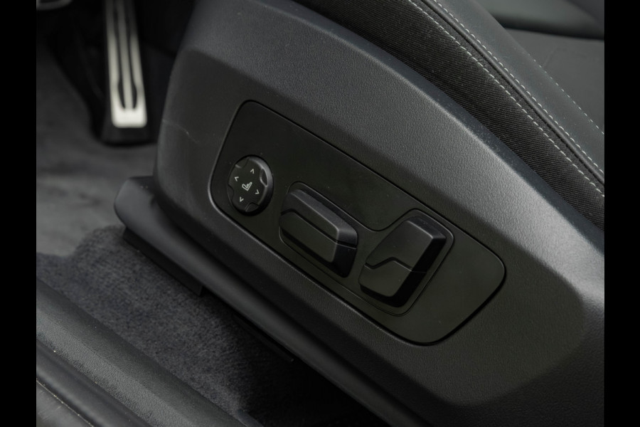 BMW X1 sDrive18i M-Sport Pro - Pano - Memoryzetel - Trekhaak - ACC - Head-Up - Harman Kardon