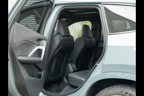 BMW X1 sDrive18i M-Sport Pro - Pano - Memoryzetel - Trekhaak - ACC - Head-Up - Harman Kardon