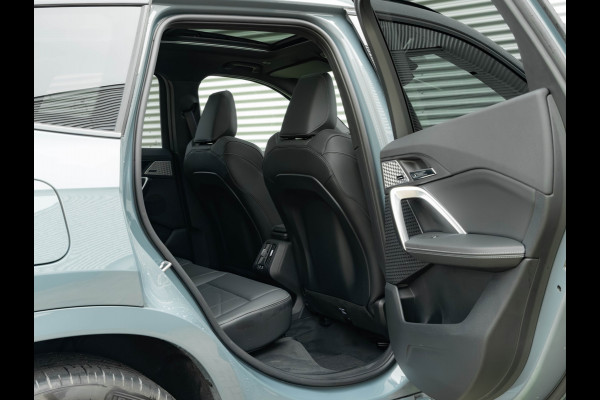 BMW X1 sDrive18i M-Sport Pro - Pano - Memoryzetel - Trekhaak - ACC - Head-Up - Harman Kardon