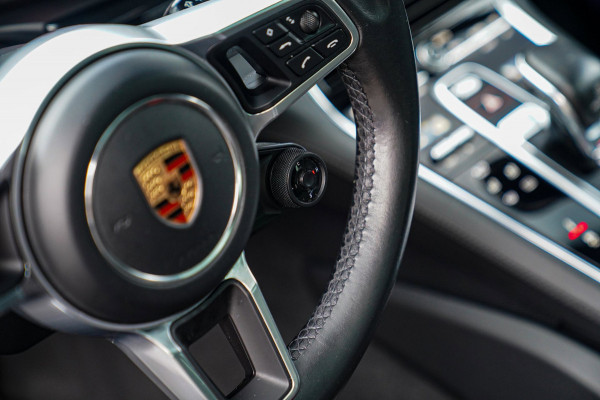 Porsche Panamera Sport Turismo 2.9 4 E-Hybrid | Sport Chrono | Massasge | Panorama | BoseSound | Achteras bsturing | Sport uitlaat