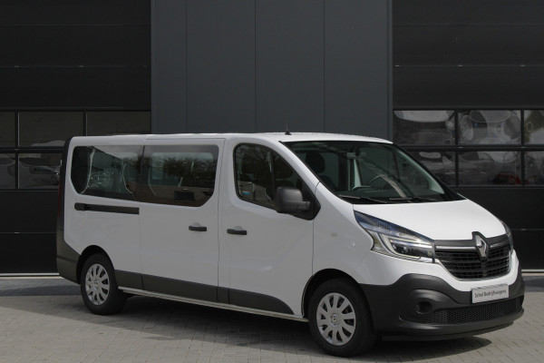 Renault Trafic Passenger 2.0 dCi 120 Grand Life 120pk 9 Zits - Prijs incl. BTW - Airco - Cruise - LED - Navi - Bluetooth - Rijklaar