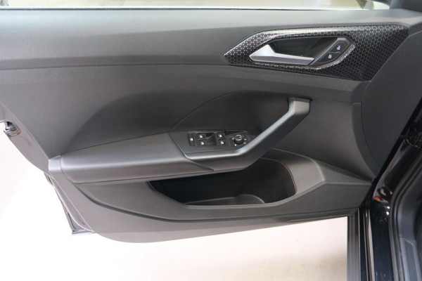 Volkswagen T-Cross 1.0 TSI Style Automaat - Airco, Cruise, Navi, PDC, Camera Carplay, Stoelverwarming.