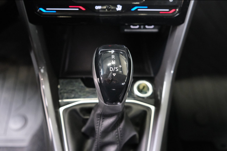 Volkswagen T-Cross 1.0 TSI Style Automaat - Airco, Cruise, Navi, PDC, Camera Carplay, Stoelverwarming.