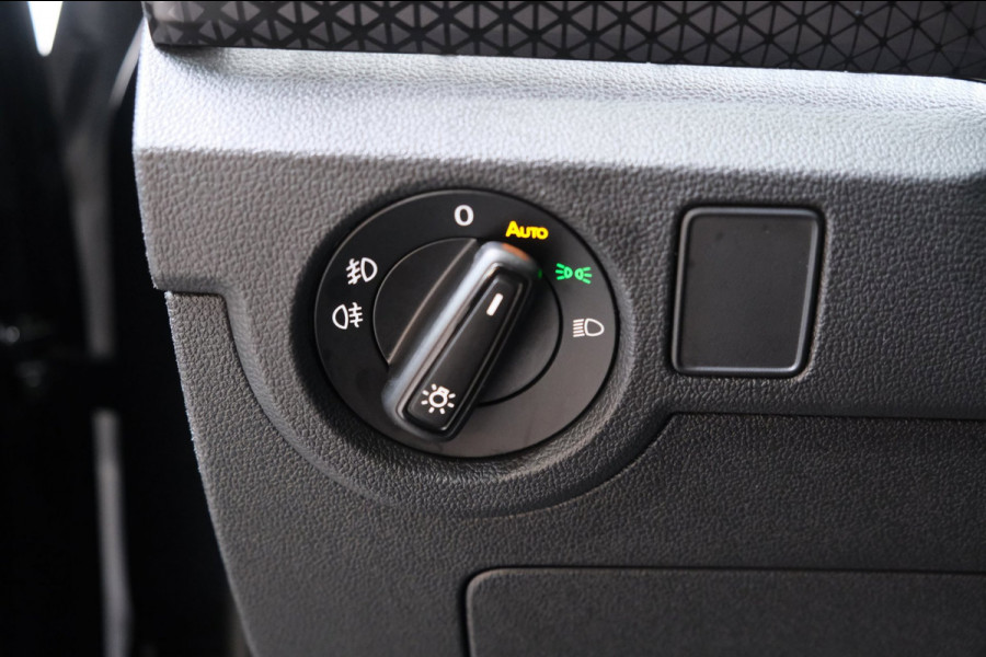 Volkswagen T-Cross 1.0 TSI Style Automaat - Airco, Cruise, Navi, PDC, Camera Carplay, Stoelverwarming.