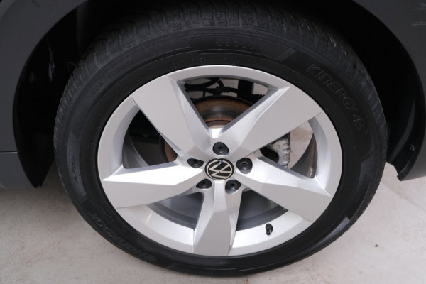 Volkswagen T-Cross 1.0 TSI Style Automaat - Airco, Cruise, Navi, PDC, Camera Carplay, Stoelverwarming.