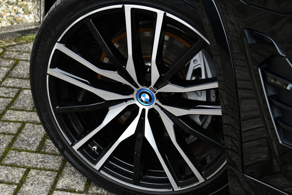 BMW X5 xDrive50e M-Sport Skylounge Comf-stoel ACC 360 HUD H/K 22inch BTW-auto