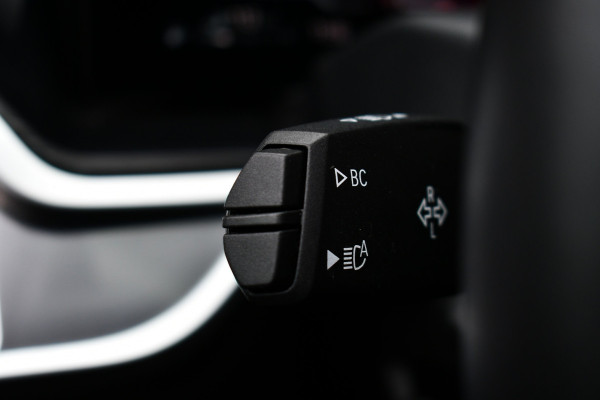 BMW X5 xDrive50e M-Sport Skylounge Comf-stoel ACC 360 HUD H/K 22inch BTW-auto