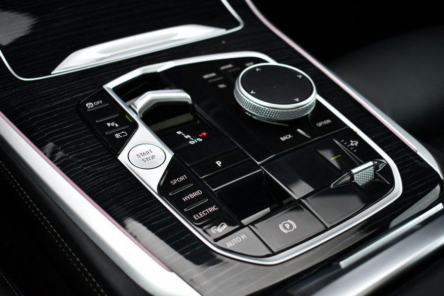 BMW X5 xDrive50e M-Sport Skylounge Comf-stoel ACC 360 HUD H/K 22inch BTW-auto