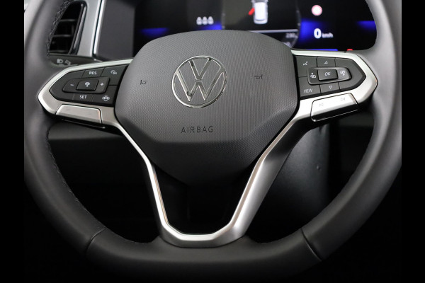 Volkswagen T-Roc Life Edition 1.5 110 kW / 150 pk TSI SUV 7 versn. | Verlengde garantie | Private lease vanaf € 699,- pm | Navigatie via App | Parkeersensoren (Park assist) | Achteruitrijcamera | Adaptieve cruise control |