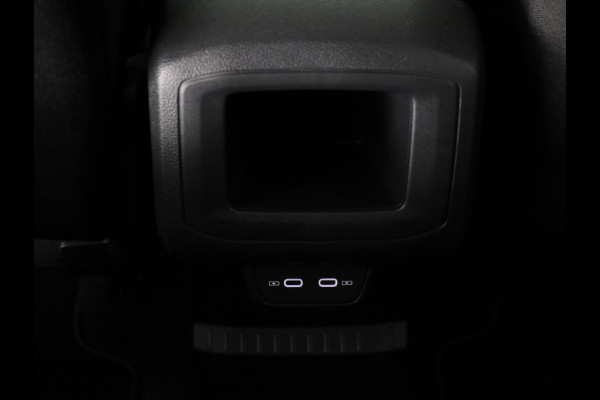 Volkswagen T-Cross 1.0 TSI Life Edition 95PK | Private lease vanaf € 559,- pm | Navigatie | Camera | Stoelverwarming | Climate Control |