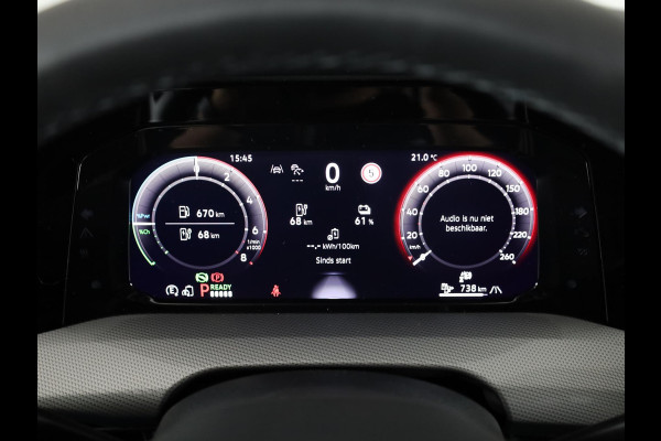 Volkswagen Golf 1.5 eHybrid Style Edition 204PK | Panoramadak | Wegklapbare trekhaak | Sportonderstel | Led matrix | Stoelverwarming | 18 Inch