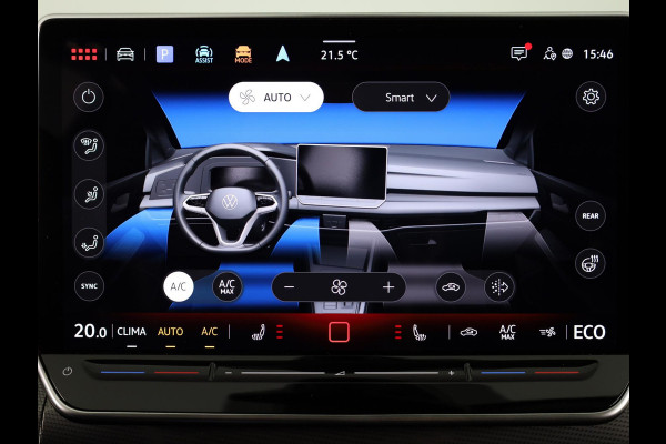 Volkswagen Golf 1.5 eHybrid Style Edition 204PK | Panoramadak | Wegklapbare trekhaak | Sportonderstel | Led matrix | Stoelverwarming | 18 Inch