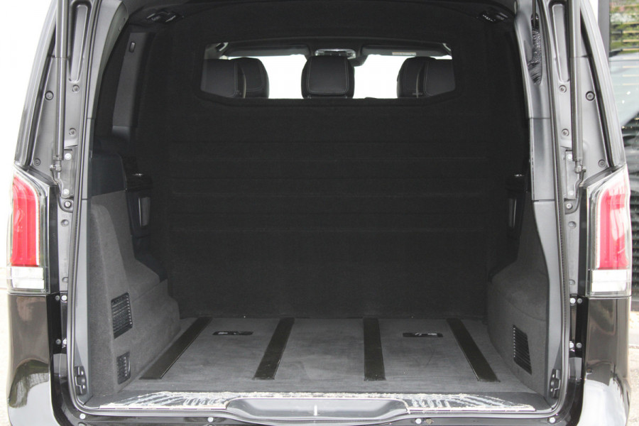 Mercedes-Benz V-Klasse 300d / XXL / DC / Edition / 2x Elec Schuifdeur / 360 Camera / Vol Opties / NIEUWSTAAT