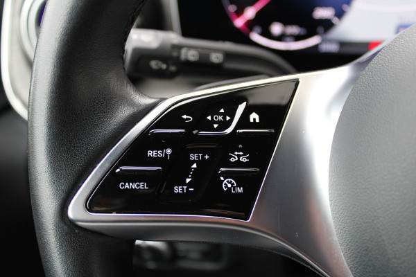 Mercedes-Benz V-Klasse 300d / XXL / DC / Edition / 2x Elec Schuifdeur / 360 Camera / Vol Opties / NIEUWSTAAT