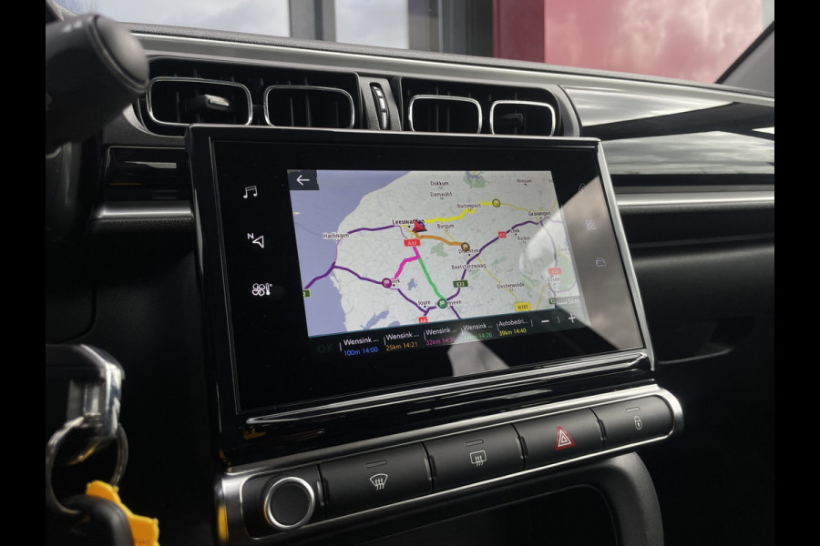 Citroën C3 1.2 PureTech Shine | parkeersensoren | Cruise control | licht/regen sensor